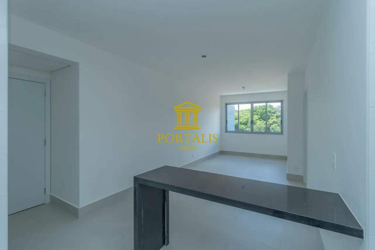 Apartamento, Sagrada Família, 3 Quartos, 2 Vagas, 1 Suíte