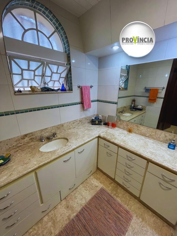 Casa, Cidade Jardim, 5 Quartos, 4 Vagas, 2 Suítes