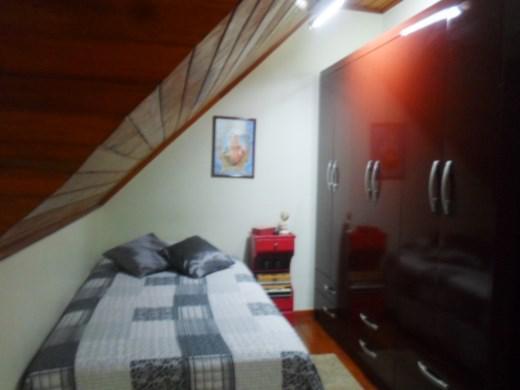 Casa, Planalto, 4 Quartos, 5 Vagas, 2 Suítes