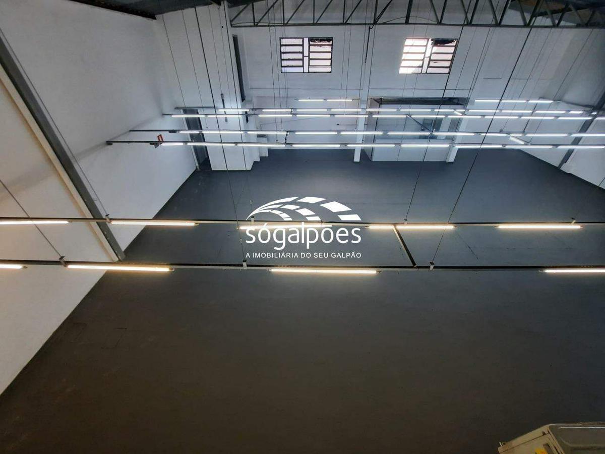 Galpão, Padre Eustáquio