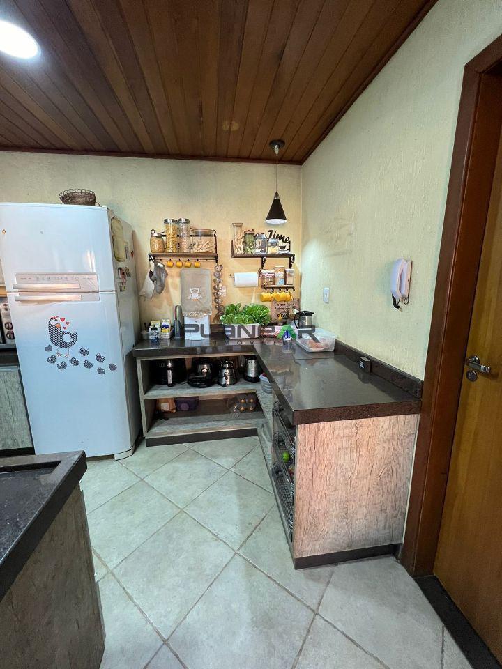 Casa, Amazonas, 5 Quartos, 5 Vagas, 1 Suíte