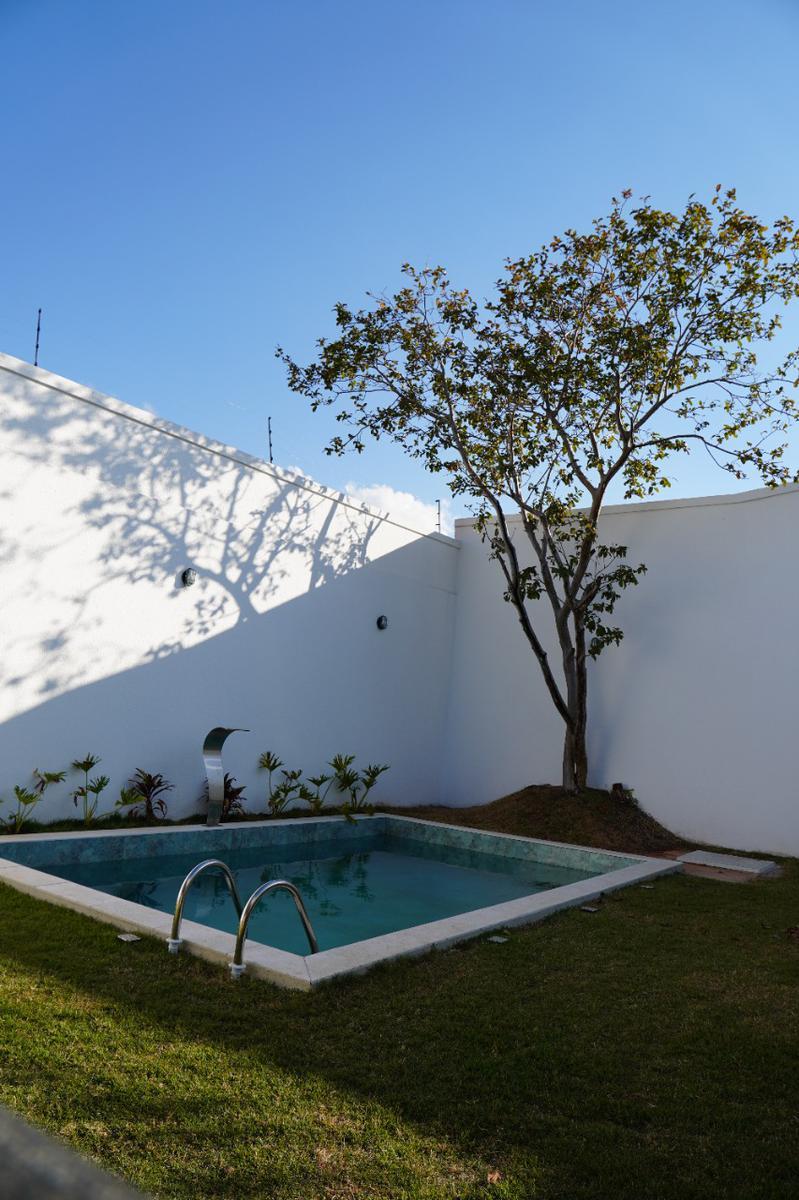 Casa, Trevo, 4 Quartos, 3 Vagas, 2 Suítes