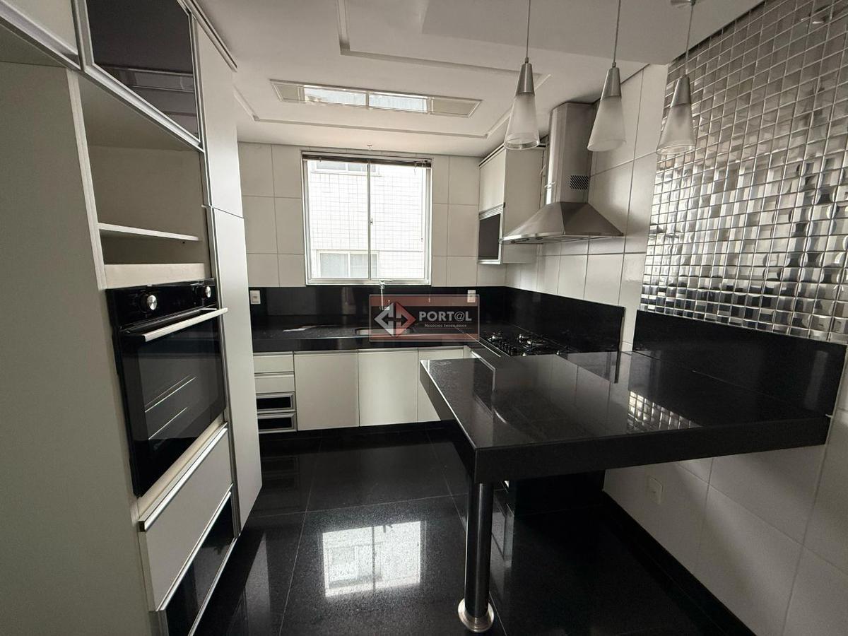 Apartamento, Castelo, 3 Quartos, 2 Vagas, 1 Suíte