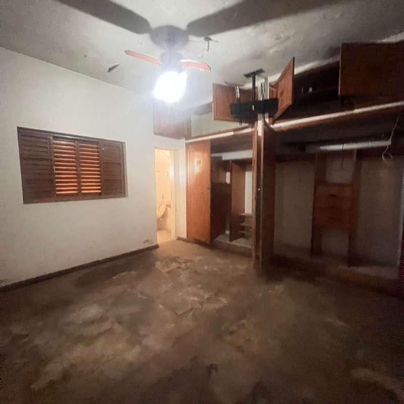 Lote, Brasiléia, 3 Quartos, 10 Vagas, 1 Suíte