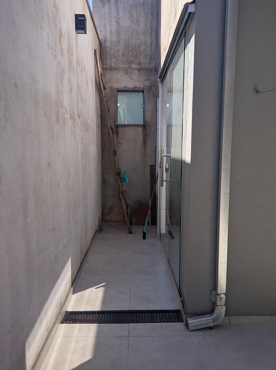 Casa, Jardim Primavera, 0 Quarto, 1 Vaga