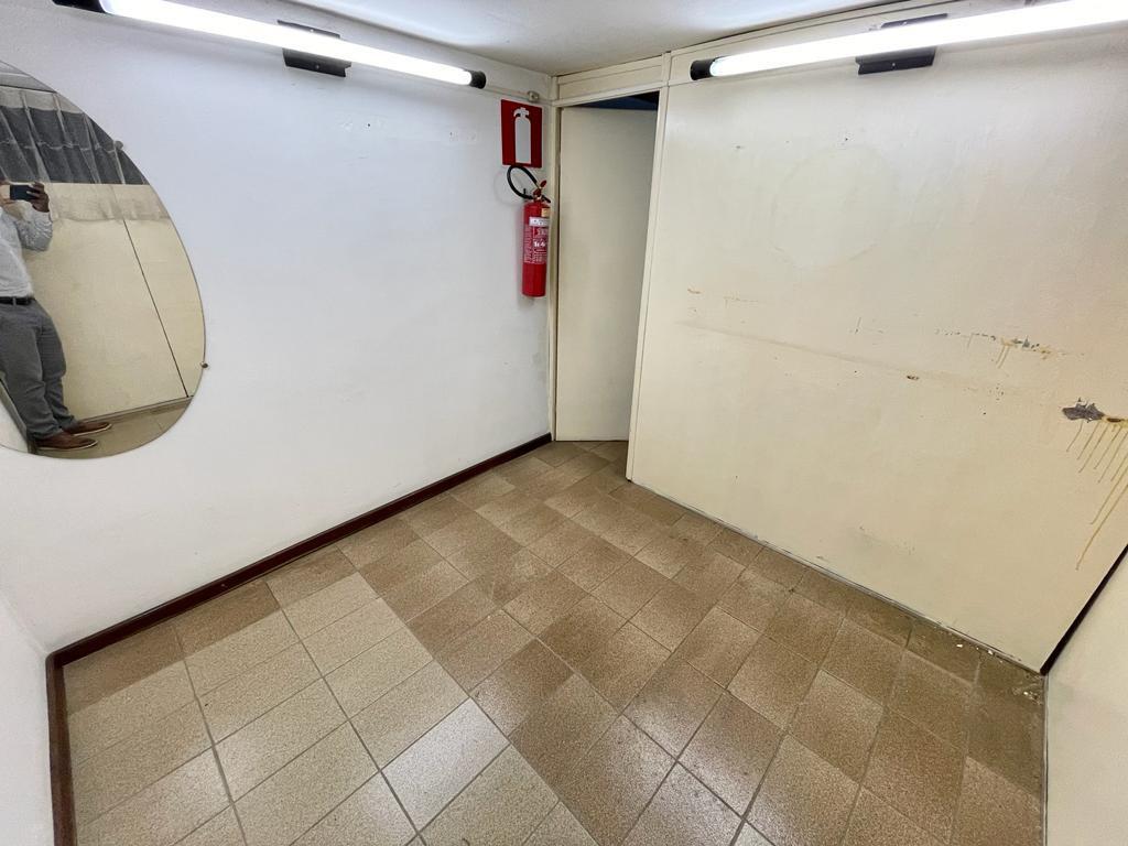 Andar, São José, 0 Quarto, 0 Vaga