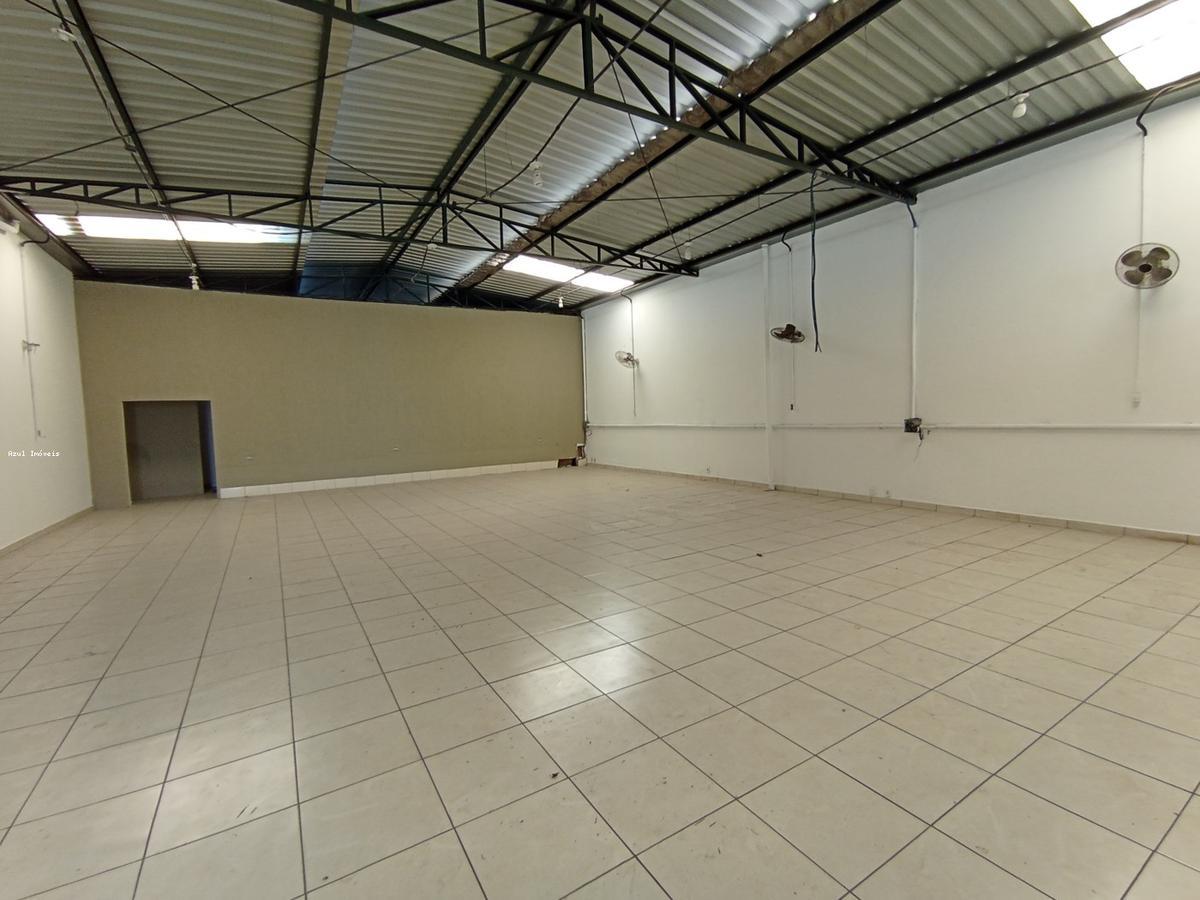 Galpão, Céu Azul, 0 Quarto, 4 Vagas