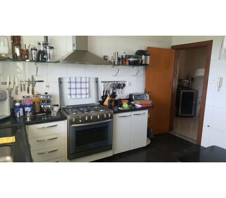 Casa, Trevo, 3 Quartos, 6 Vagas, 1 Suíte