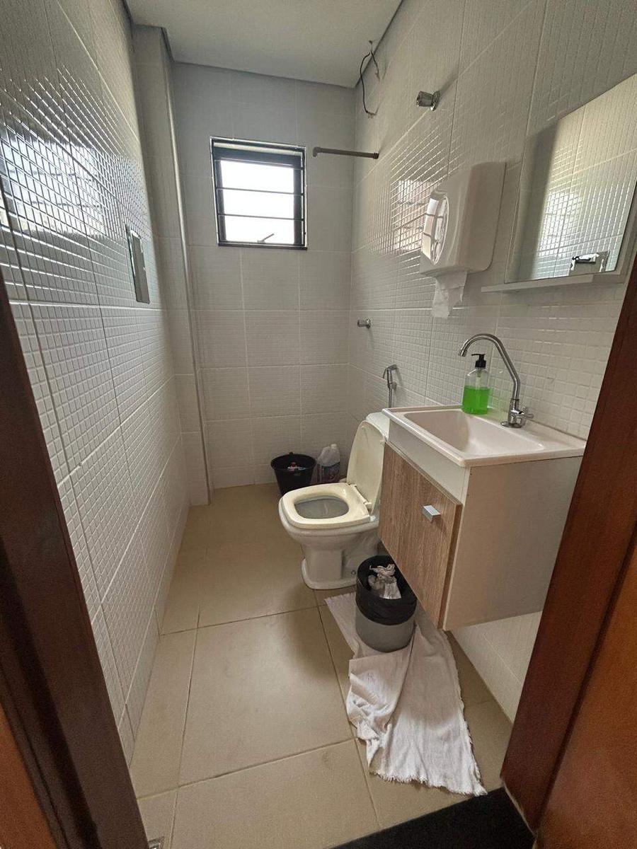 Casa Comercial, Nova Suíssa, 8 Quartos, 10 Vagas