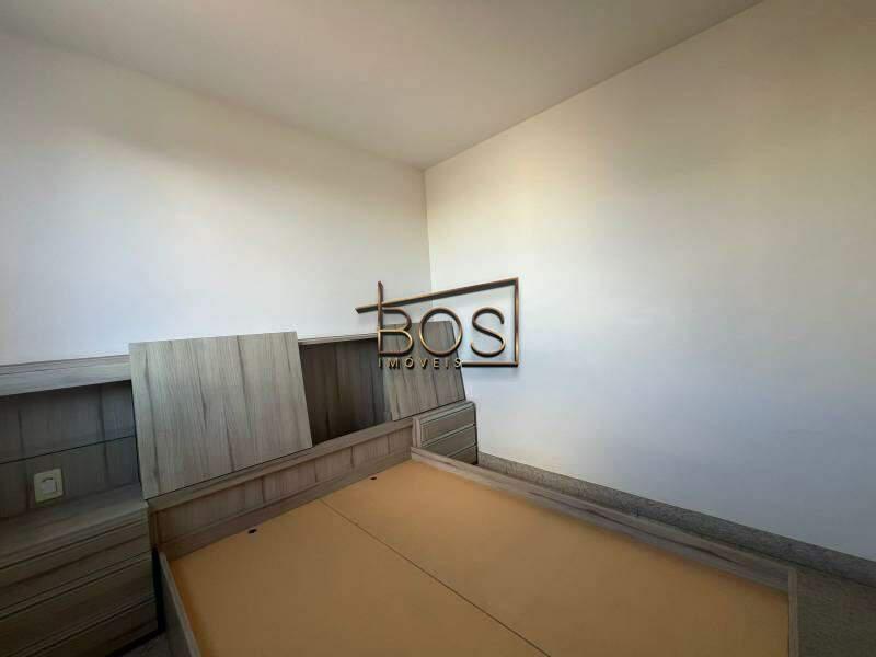 Apartamento, Sagrada Família, 3 Quartos, 2 Vagas, 1 Suíte