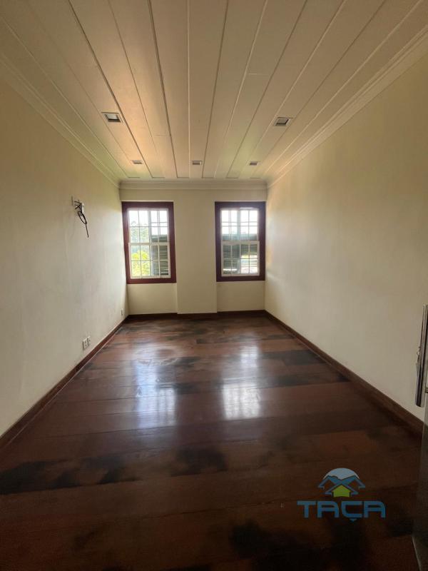 Andar, Centro, 1 Quarto, 0 Vaga