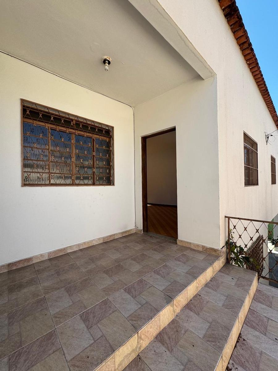 Casa, Céu Azul, 3 Quartos, 3 Vagas, 2 Suítes