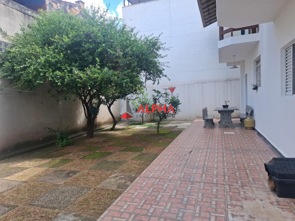 Casa, Jardim Riacho das Pedras, 5 Quartos, 4 Vagas, 2 Suítes