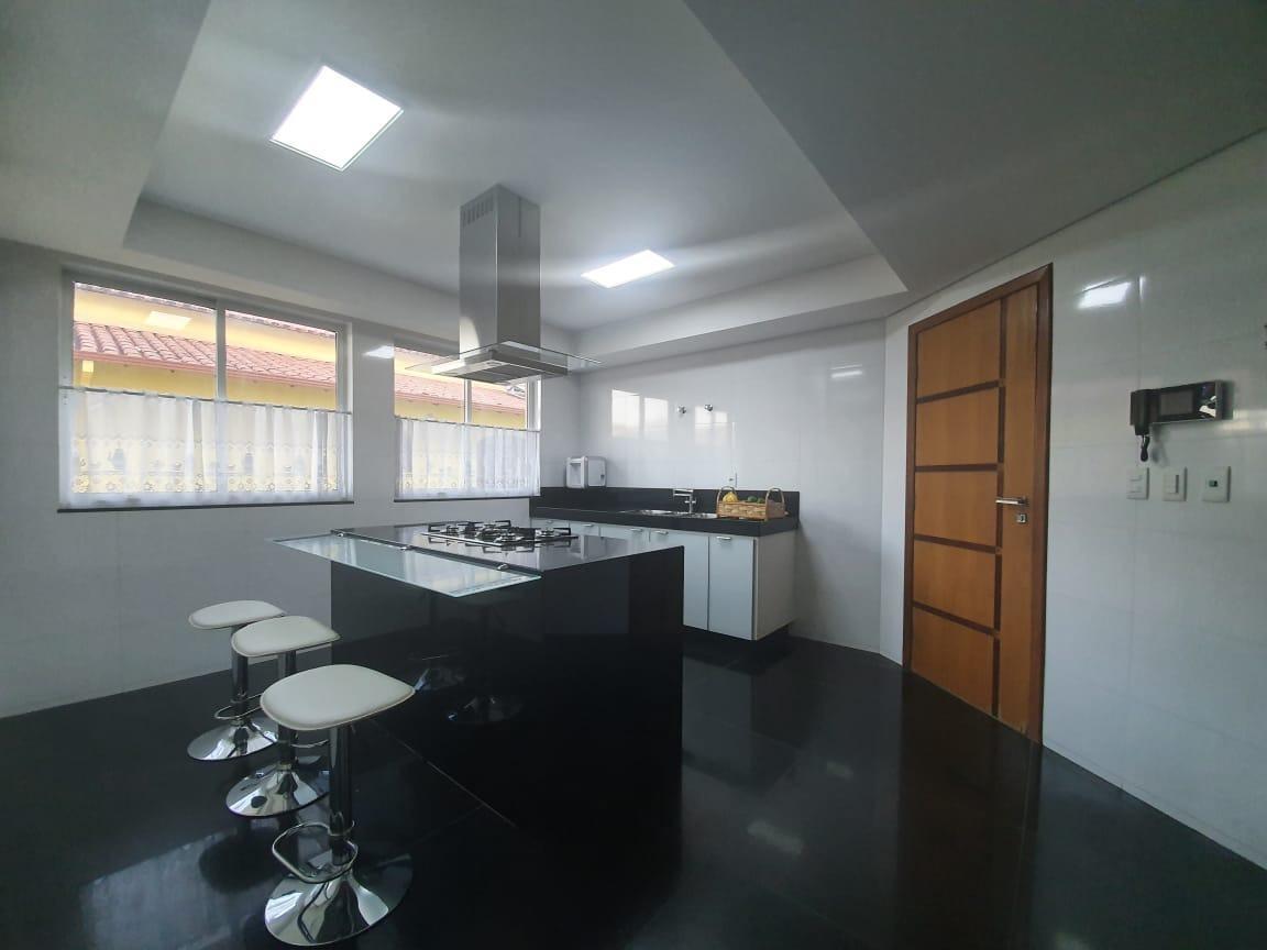 Casa, Jardim Riacho das Pedras, 3 Quartos, 6 Vagas, 2 Suítes