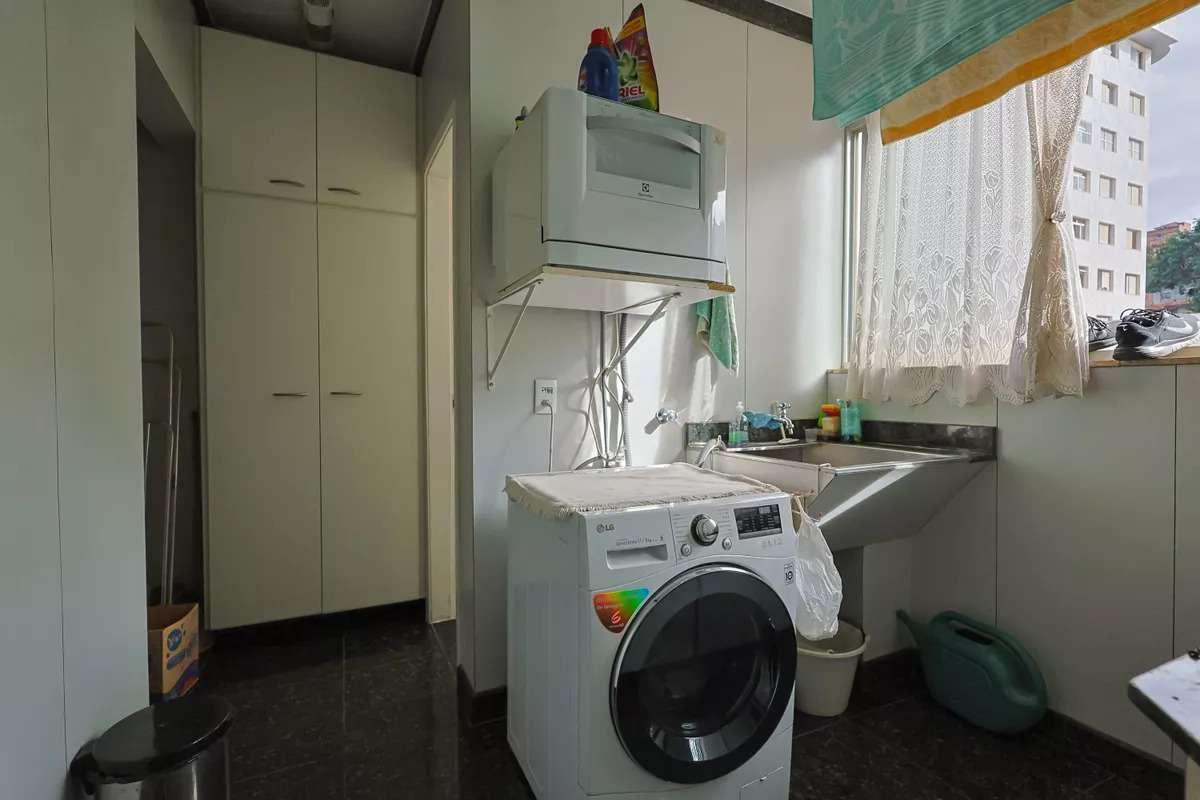 Cobertura, Coração de Jesus, 3 Quartos, 2 Vagas, 1 Suíte
