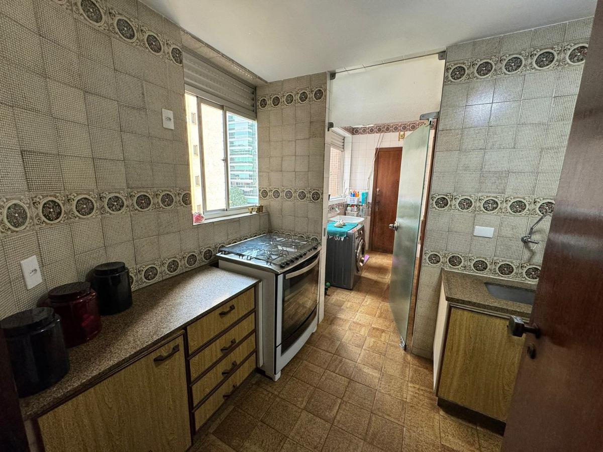 Apartamento, Funcionários, 4 Quartos, 2 Vagas, 1 Suíte