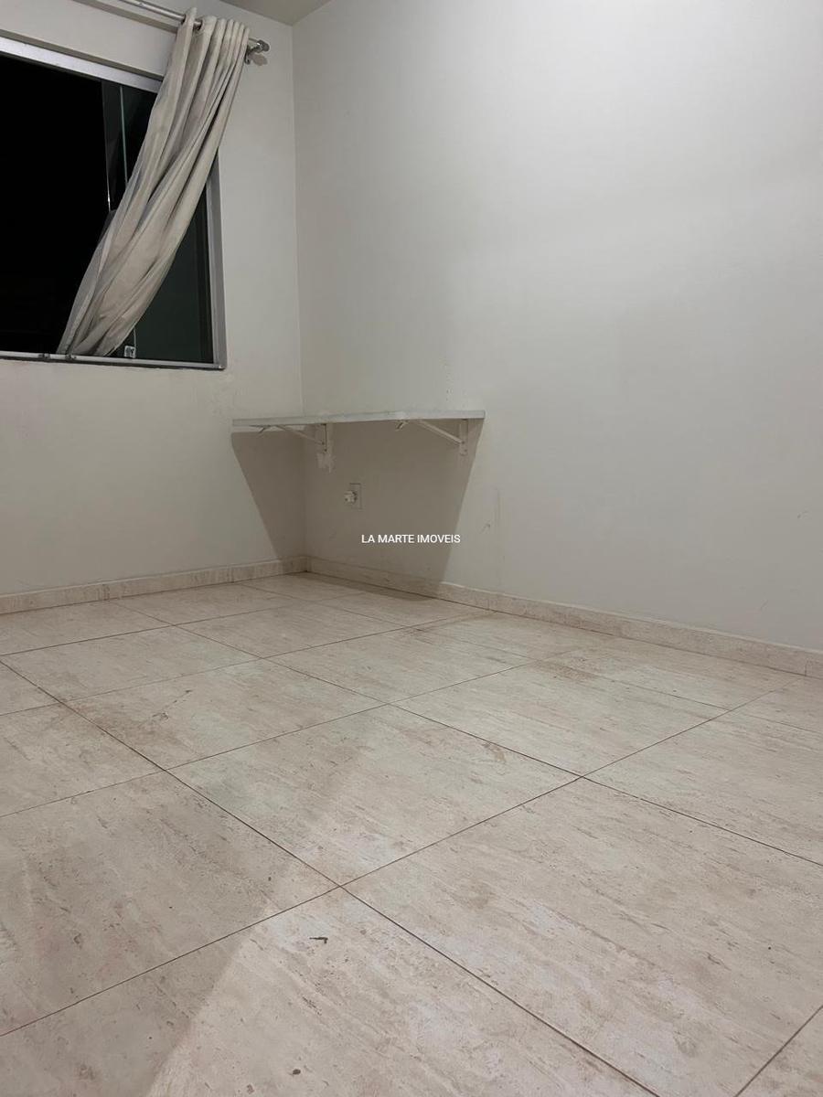 Casa, Palmeiras, 2 Quartos, 2 Vagas, 1 Suíte