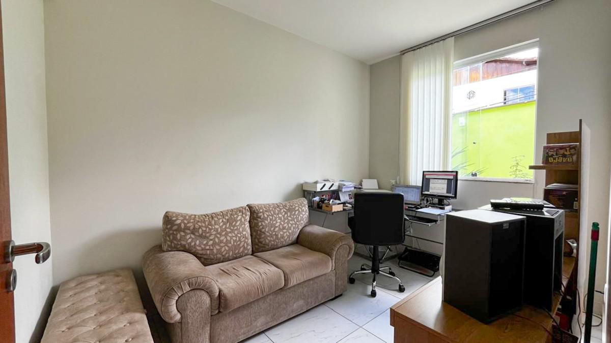 Casa, Santa Efigênia, 3 Quartos, 2 Vagas, 2 Suítes