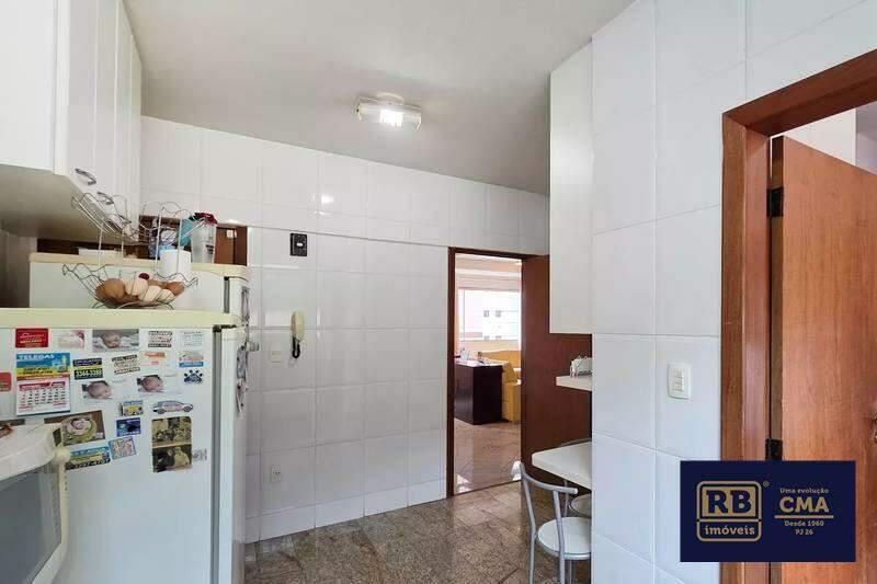 Apartamento, Luxemburgo, 4 Quartos, 3 Vagas, 1 Suíte
