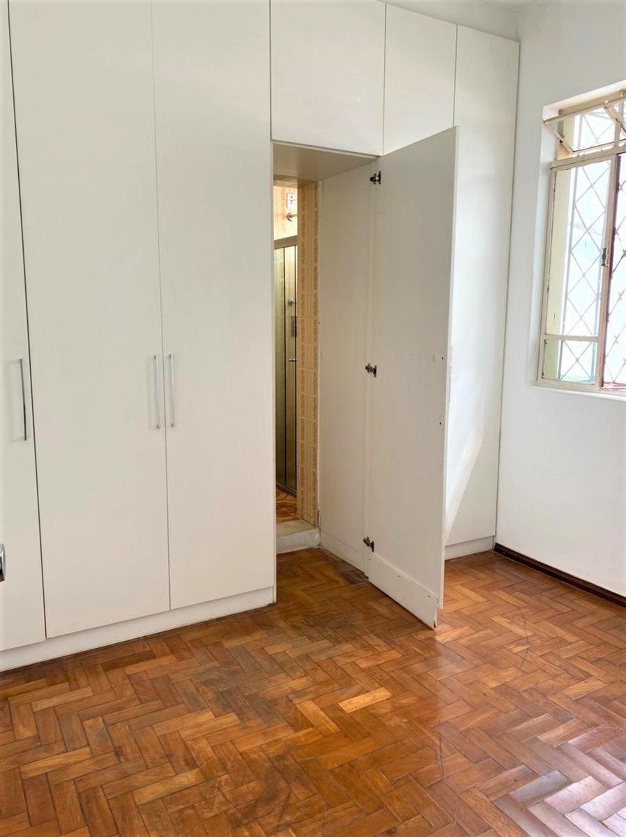 Casa, Sagrada Família, 3 Quartos, 5 Vagas, 1 Suíte