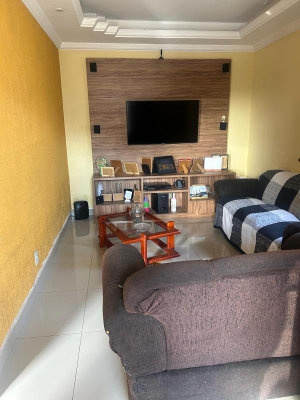 Casa, Pirajá, 3 Quartos, 8 Vagas, 1 Suíte