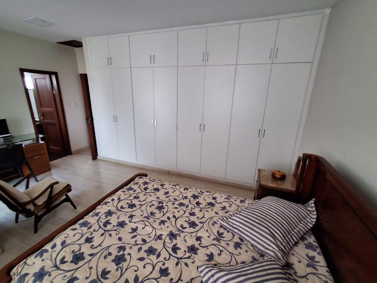 Casa, Itapoã, 5 Quartos, 3 Vagas, 2 Suítes