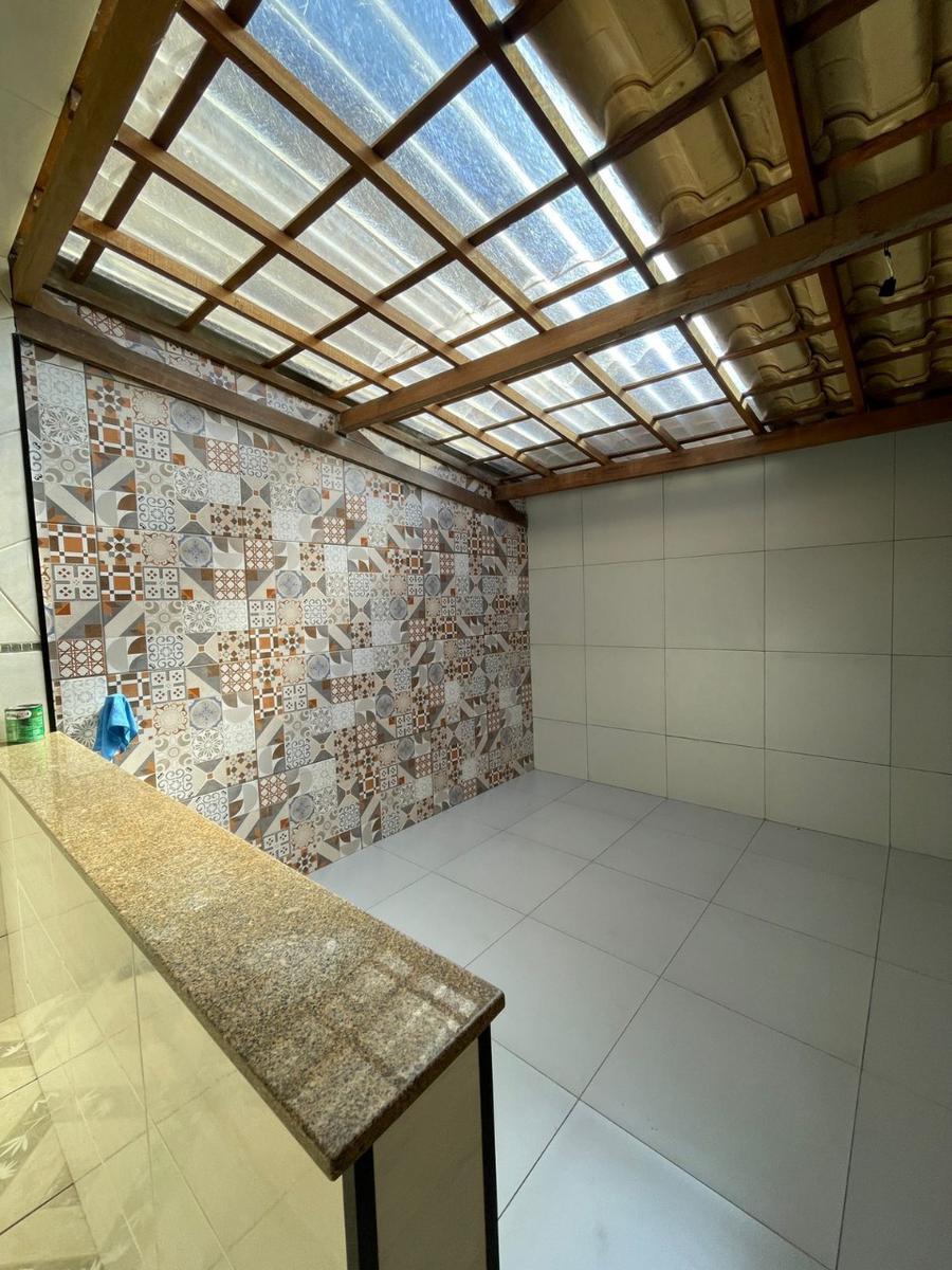 Casa, São José, 2 Quartos, 3 Vagas, 1 Suíte