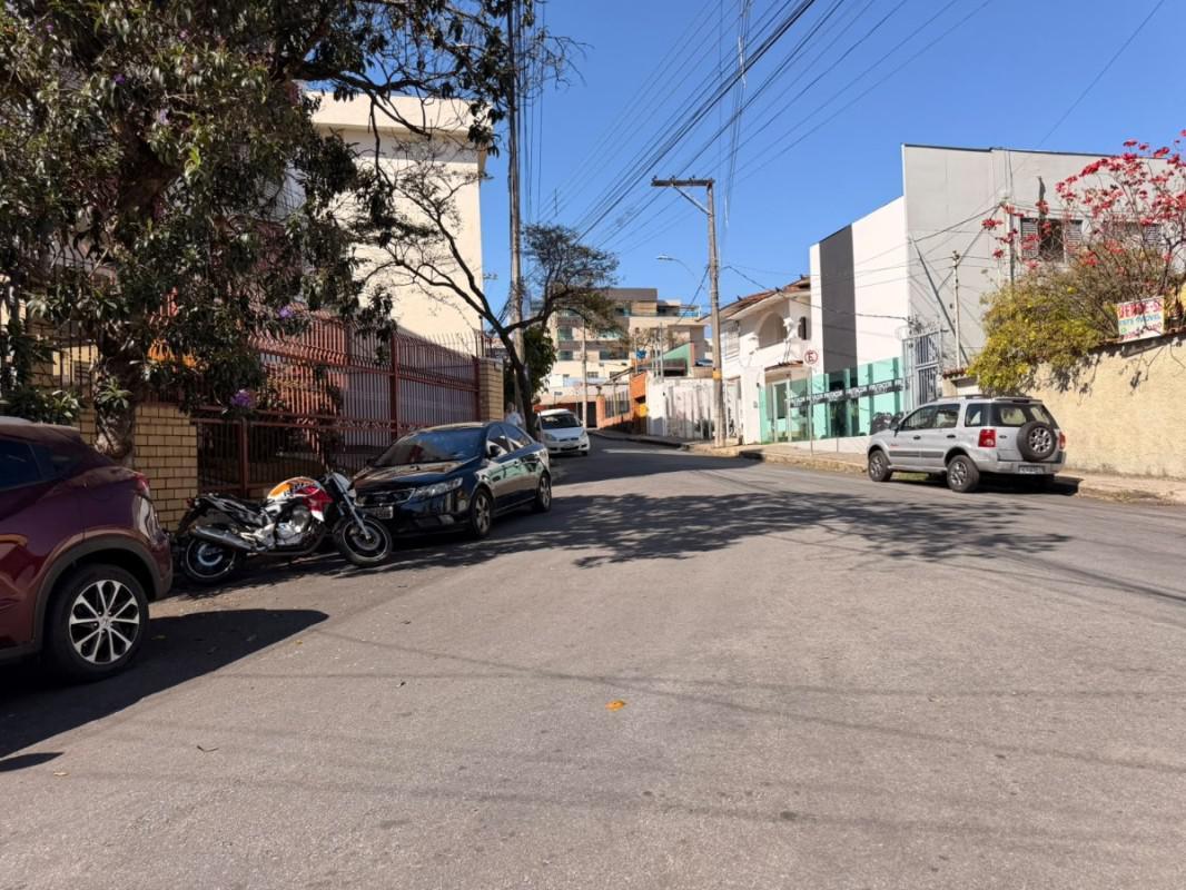 Casa, Prado, 4 Quartos, 2 Vagas, 1 Suíte