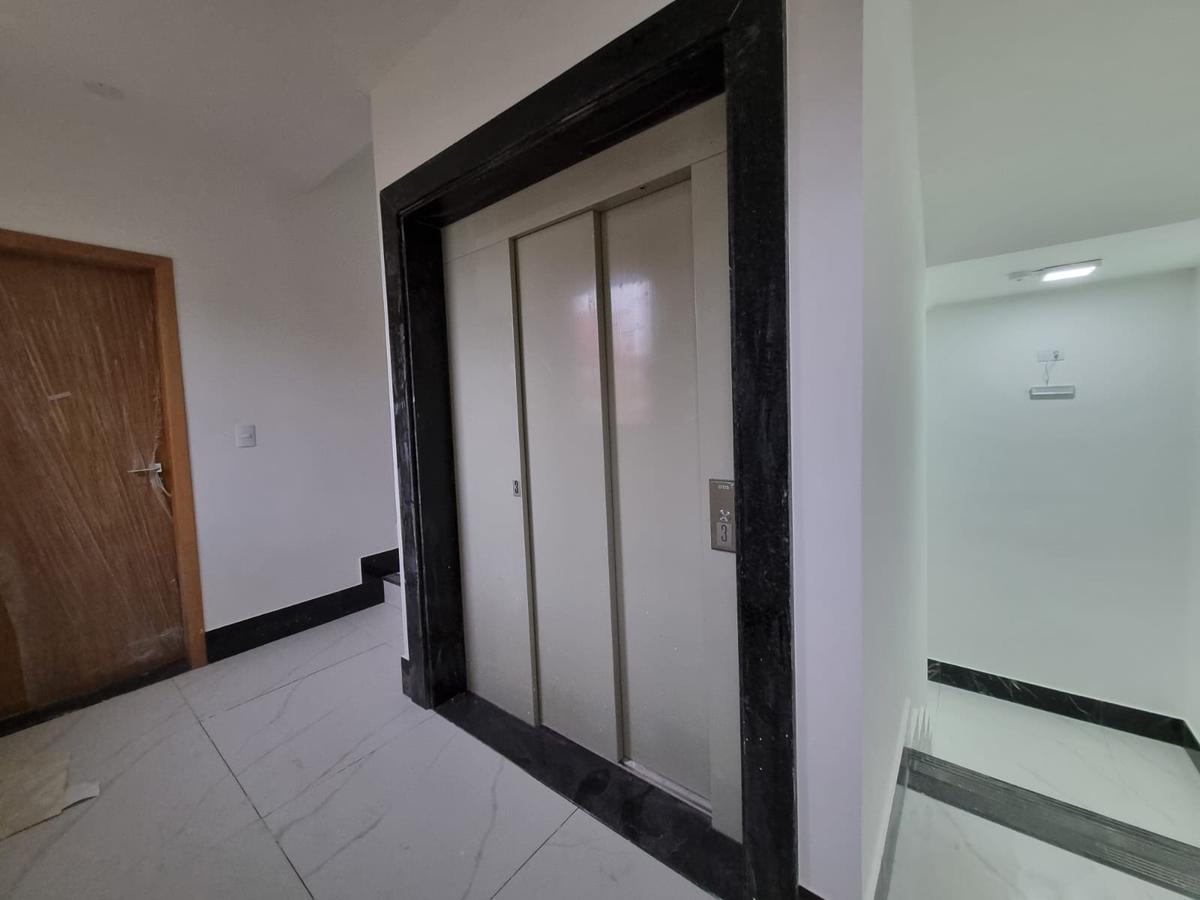 Cobertura, Amazonas, 3 Quartos, 2 Vagas, 1 Suíte
