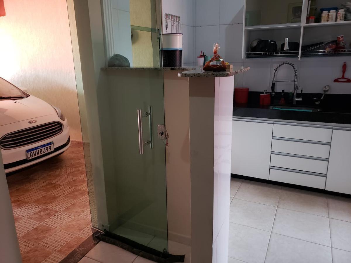 Casa, Bom Repouso, 3 Quartos, 2 Vagas, 1 Suíte