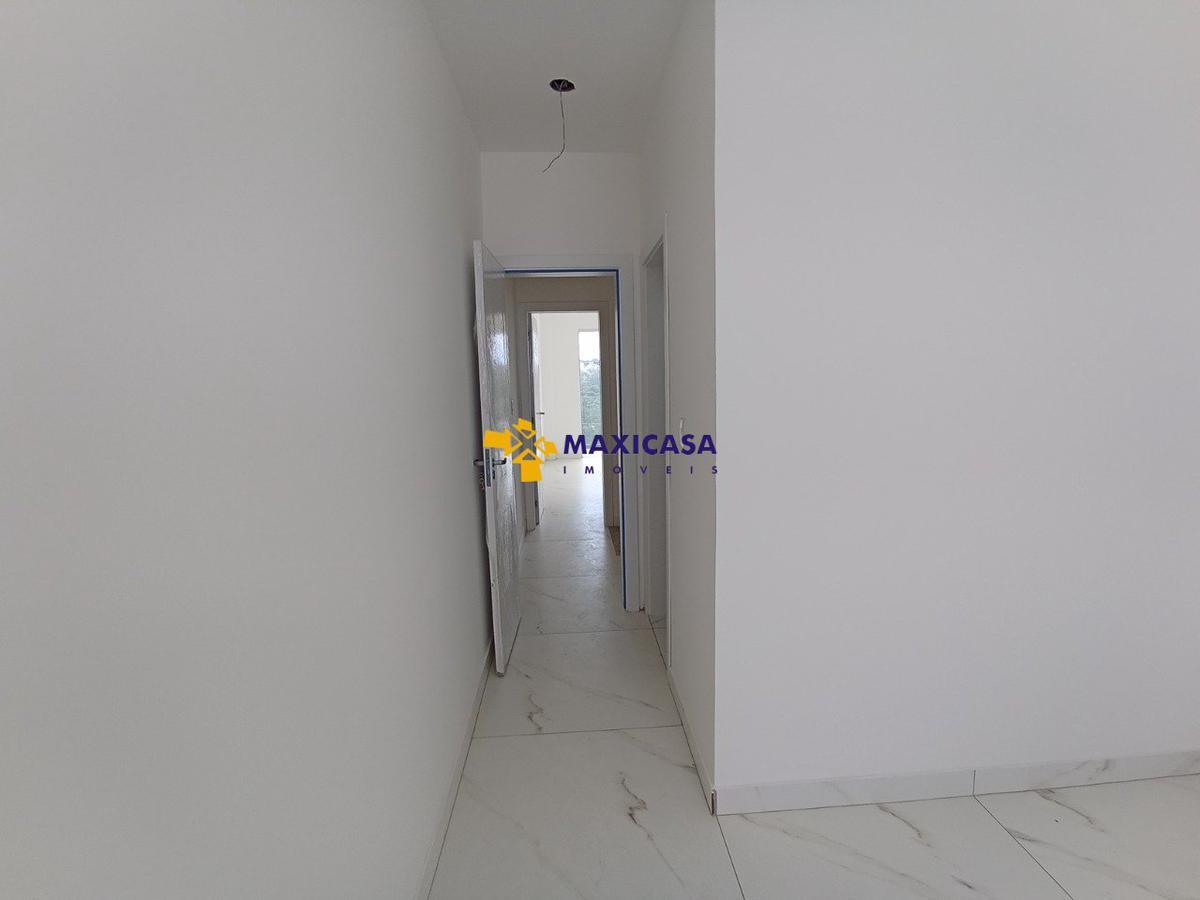 Casa, Santa Branca, 2 Quartos, 2 Vagas, 2 Suítes