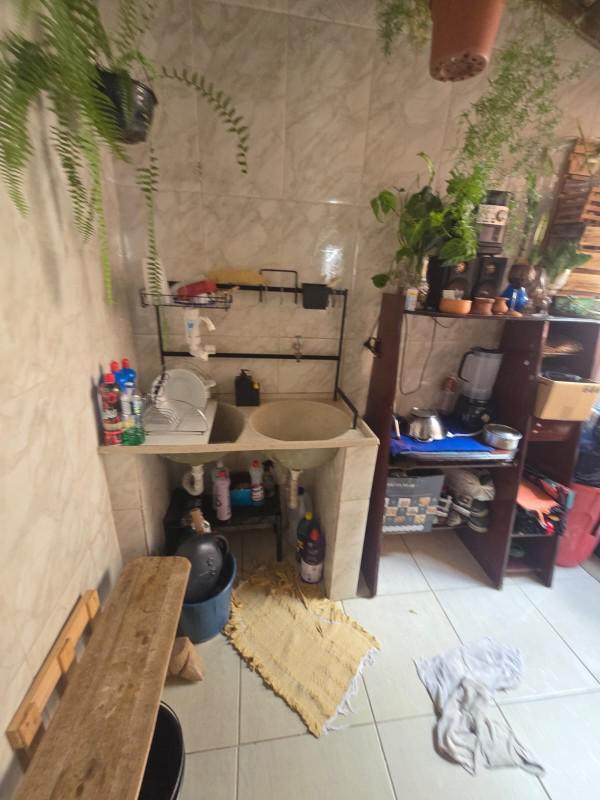 Casa, Ressaca, 2 Quartos, 1 Vaga