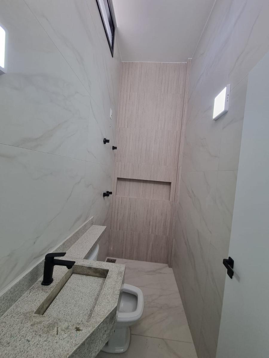 Casa, Planalto, 3 Quartos, 2 Vagas, 1 Suíte