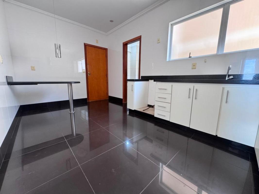 Apartamento, Itapoã, 3 Quartos, 2 Vagas, 1 Suíte