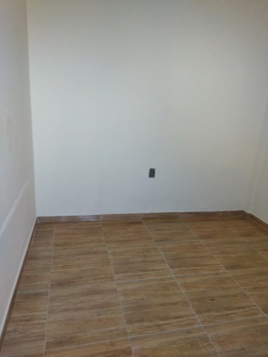 Casa, Jardim Leblon, 2 Quartos, 0 Vaga, 1 Suíte