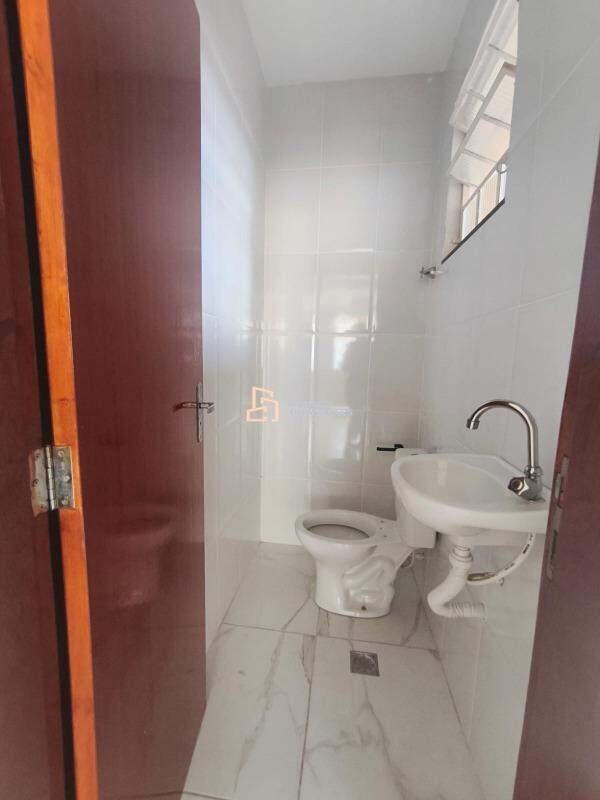 Casa, Barreiro, 2 Quartos, 1 Vaga, 2 Suítes