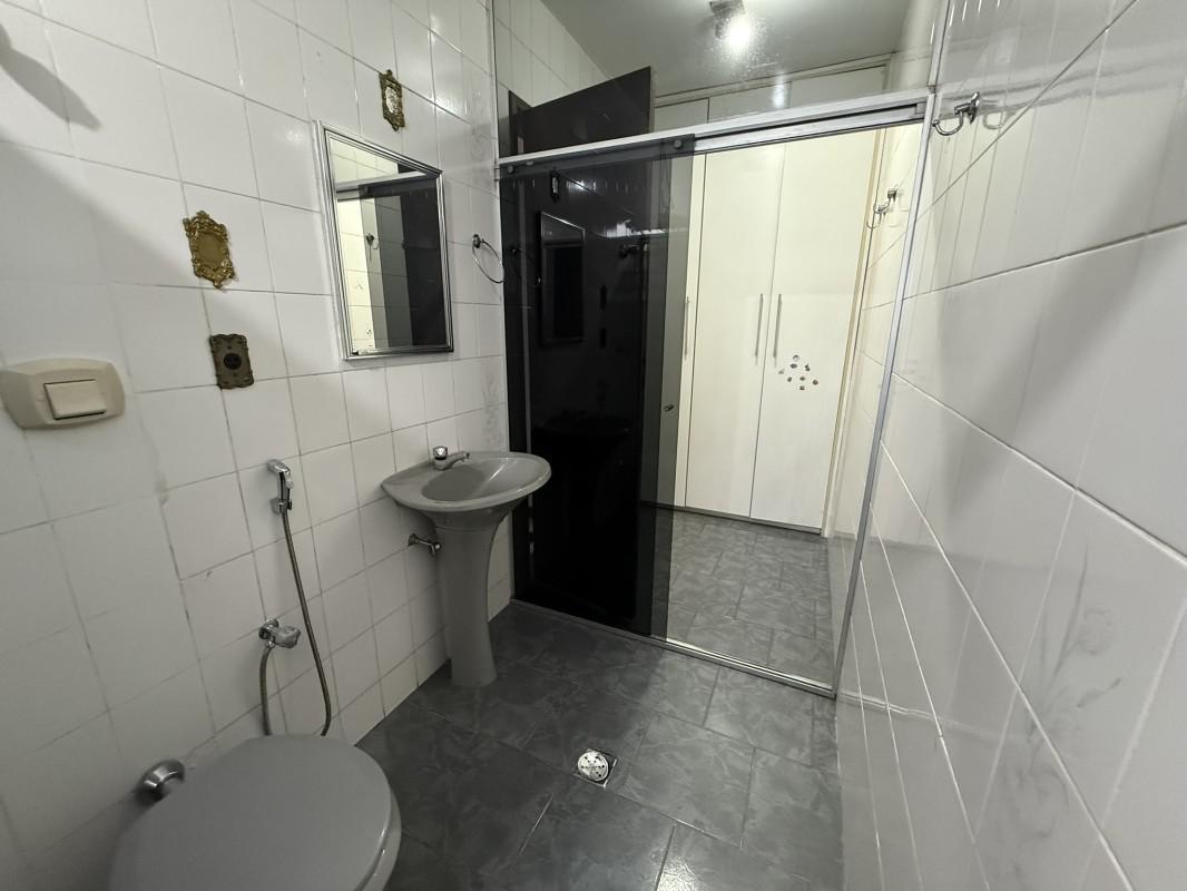 Casa, Filadélfia, 4 Quartos, 2 Vagas, 2 Suítes