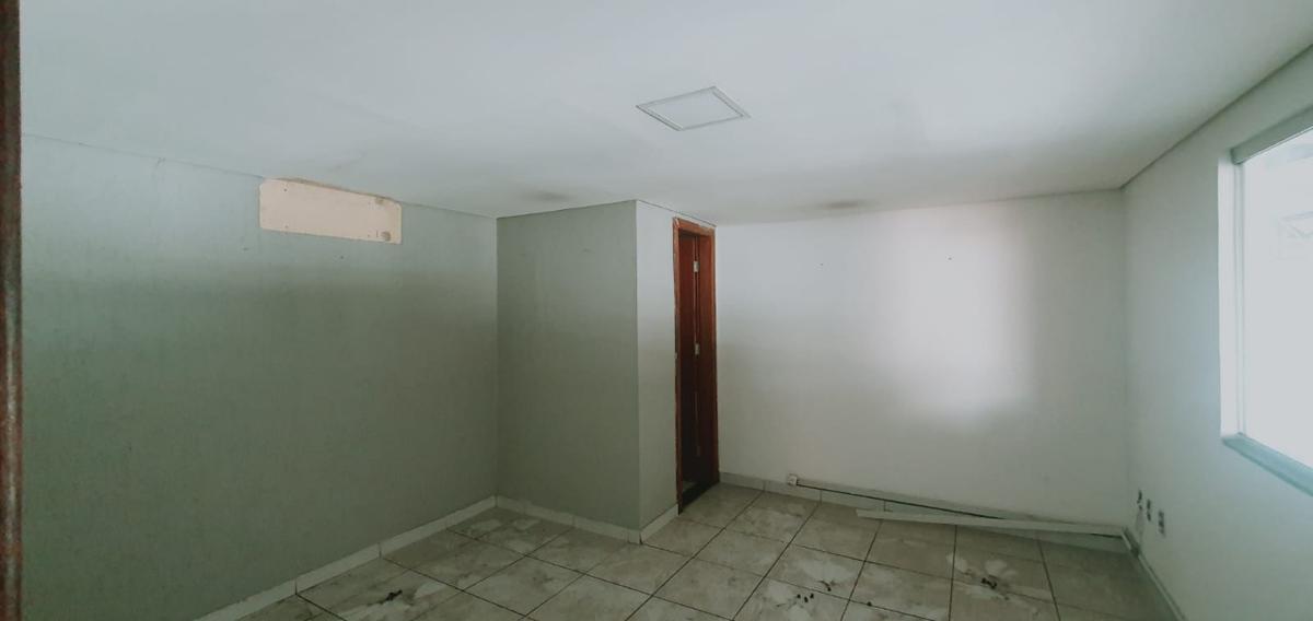 Galpão, Itapoã, 0 Quarto, 0 Vaga